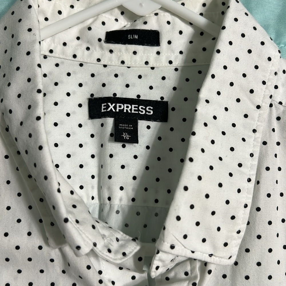Button down shirt - Picture 3 of 4